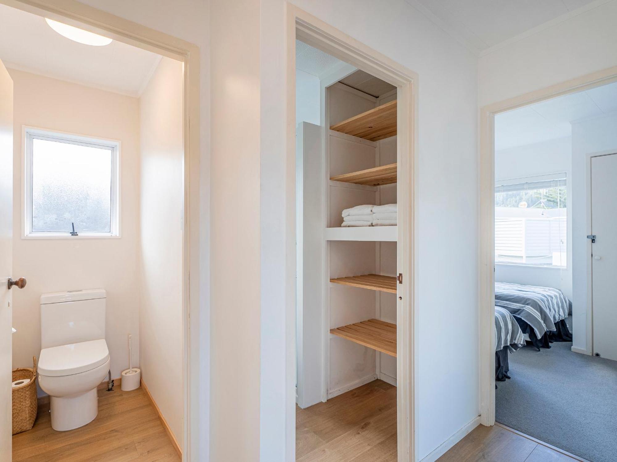 Retreat By The Beach - Pauanui Holiday Home Екстериор снимка