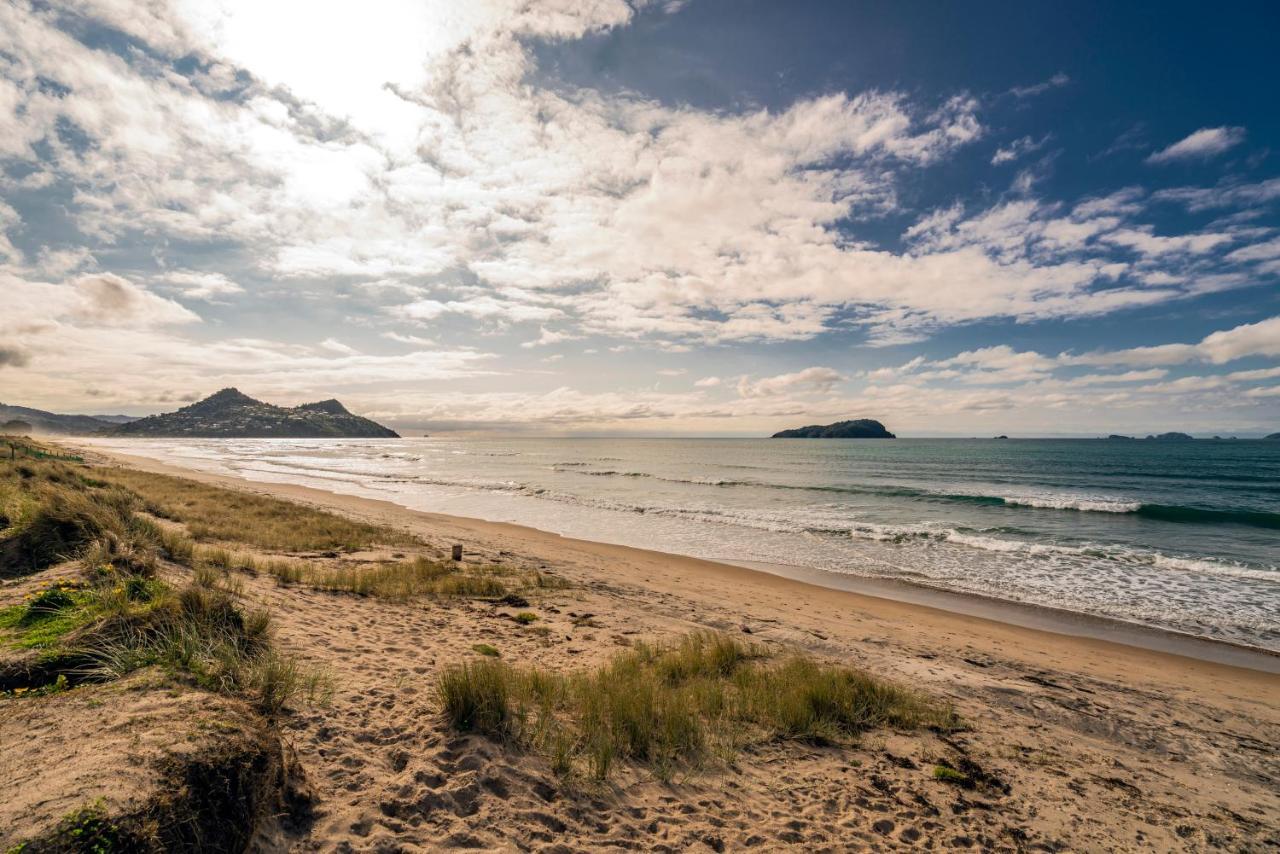 Retreat By The Beach - Pauanui Holiday Home Екстериор снимка